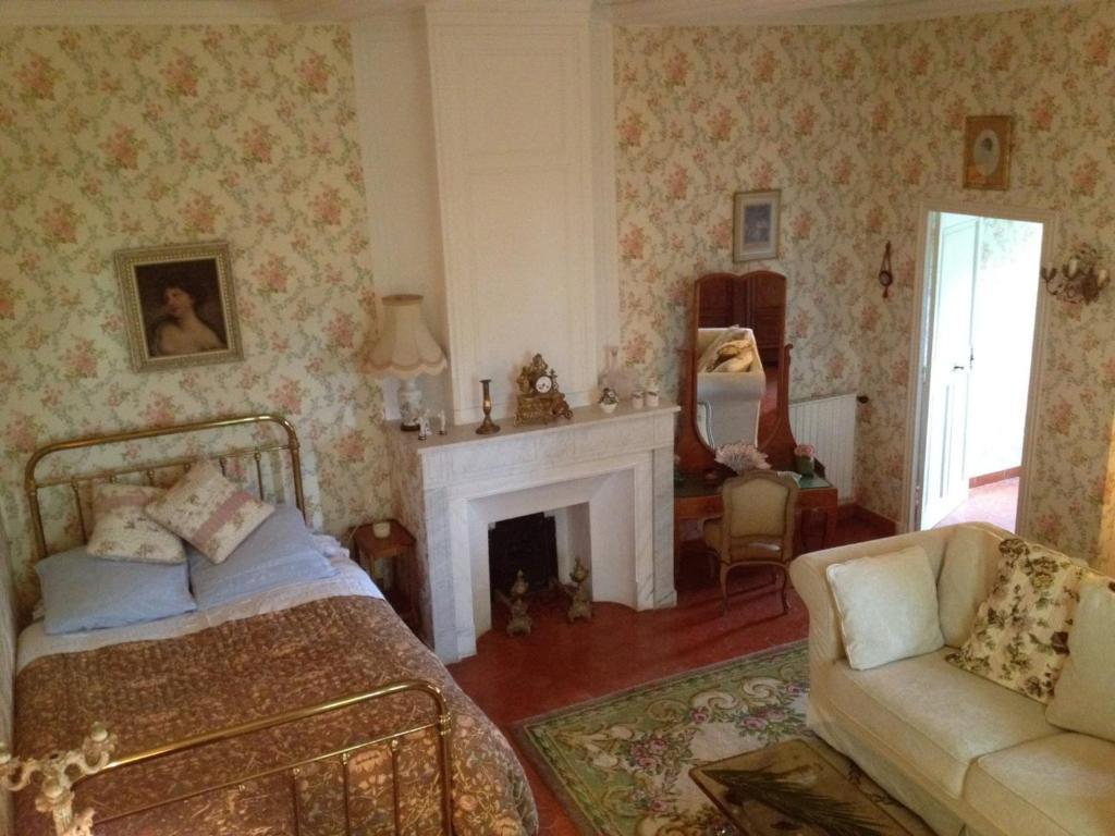 B&B Domaine Le Clos Du Pavillon Μπρινιόλ Εξωτερικό φωτογραφία